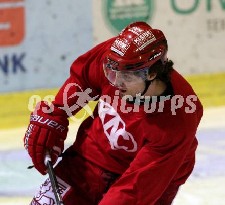 EBEL. Eishockey Bundesliga. Training KAC. Christoph Brandner. Klagenfurt, am 4.11.2009.
Foto: Kuess

---
pressefotos, pressefotografie, kuess, qs, qspictures, sport, bild, bilder, bilddatenbank