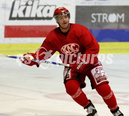 EBEL. Eishockey Bundesliga. Training KAC. Shawn Bates. Klagenfurt, am 4.11.2009.
Foto: Kuess

---
pressefotos, pressefotografie, kuess, qs, qspictures, sport, bild, bilder, bilddatenbank