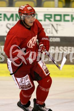 EBEL. Eishockey Bundesliga. Training KAC. Shawn Bates. Klagenfurt, am 4.11.2009.
Foto: Kuess

---
pressefotos, pressefotografie, kuess, qs, qspictures, sport, bild, bilder, bilddatenbank