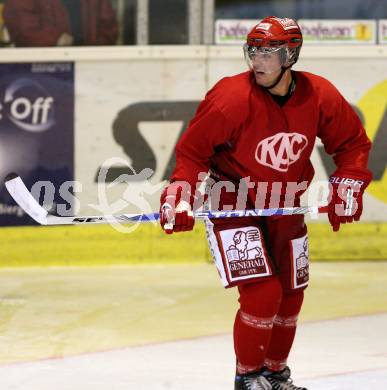 EBEL. Eishockey Bundesliga. Training KAC. Shawn Bates. Klagenfurt, am 4.11.2009.
Foto: Kuess

---
pressefotos, pressefotografie, kuess, qs, qspictures, sport, bild, bilder, bilddatenbank