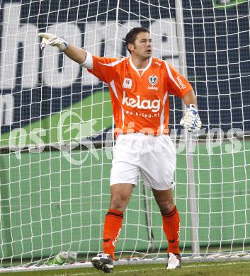 Fussball. Tipp3-Bundesliga. SK Austria Kelag Kaernten gegen Rapid Wien.  Heinz Weber (Austria Kaernten). Klagenfurt, 28.10.2009.
Foto: Kuess  

---
pressefotos, pressefotografie, kuess, qs, qspictures, sport, bild, bilder, bilddatenbank