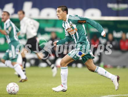 Fussball. Tipp3-Bundesliga. SK Austria Kelag Kaernten gegen Rapid Wien.  Yasin Pehlivan (Rapid). Klagenfurt, 28.10.2009.
Foto: Kuess  

---
pressefotos, pressefotografie, kuess, qs, qspictures, sport, bild, bilder, bilddatenbank