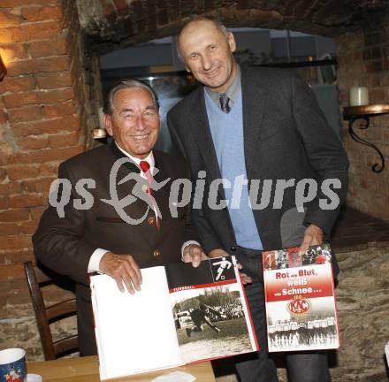 Eishockey. Buchpraesentation. Rot wie Blut, weiss wie Schnee. Hans Wagner, Manfred Mertel. Klagenfurt, am 5.11.2009.
Foto: Kuess
---
pressefotos, pressefotografie, kuess, qs, qspictures, sport, bild, bilder, bilddatenbank