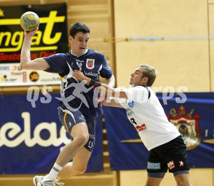 Handball Bundesliga. SC Ferlach gegen HSG Baernbach/Koeflach. Bostjan Stusaj (Ferlach), Thomas Vodica (Baernbach). Ferlach, 7.11.2009.
Foto: Kuess

---
pressefotos, pressefotografie, kuess, qs, qspictures, sport, bild, bilder, bilddatenbank