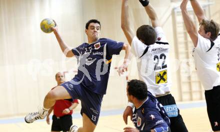 Handball Bundesliga. SC Ferlach gegen HSG Baernbach/Koeflach. Bostjan Stusaj (Ferlach), Dean Pomorisac (Baernbach). Ferlach, 7.11.2009.
Foto: Kuess

---
pressefotos, pressefotografie, kuess, qs, qspictures, sport, bild, bilder, bilddatenbank