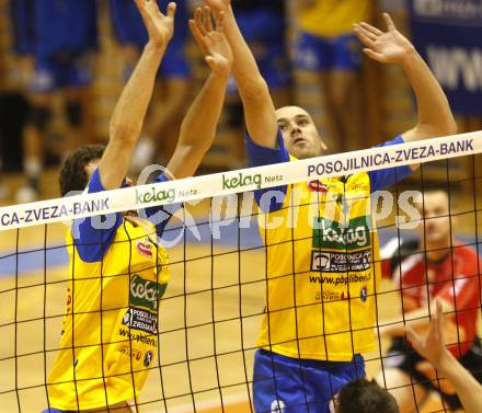 Volleyball. MEVZA. SK Aich/Dob gegen Hotvolleys Wien. Ivo KENDEROV, Milan BENCZ (Aich). Prevalje, 7.11.2009.
Foto:Kuess

---
pressefotos, pressefotografie, kuess, qs, qspictures, sport, bild, bilder, bilddatenbank