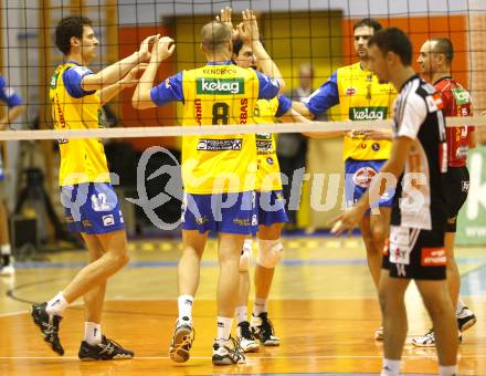 Volleyball. MEVZA. SK Aich/Dob gegen Hotvolleys Wien. Jubel (Aich). Prevalje, 7.11.2009.
Foto:Kuess

---
pressefotos, pressefotografie, kuess, qs, qspictures, sport, bild, bilder, bilddatenbank