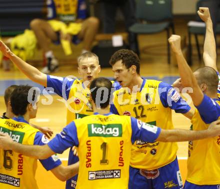 Volleyball. MEVZA. SK Aich/Dob gegen Hotvolleys Wien. Jubel (Aich). Prevalje, 7.11.2009.
Foto:Kuess

---
pressefotos, pressefotografie, kuess, qs, qspictures, sport, bild, bilder, bilddatenbank