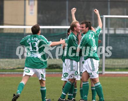 Fussball Unterliga Ost. KAC gegen St. Michael/Bleiburg. Torjubel (St. Michael). Klagenfurt, am 7.11.2009.
Foto: Kuess
---
pressefotos, pressefotografie, kuess, qs, qspictures, sport, bild, bilder, bilddatenbank