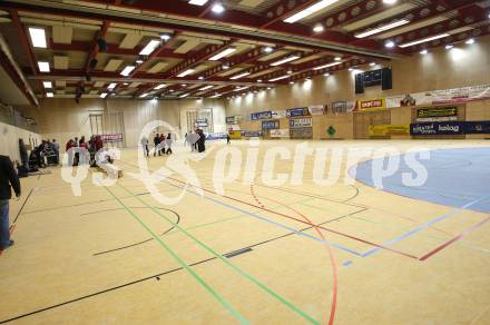 Handball Bundesliga. SC Ferlach gegen HSG Baernbach/Koeflach. Neue (renovierte) Halle in Ferlach. Ferlach, 7.11.2009.
Foto: Kuess
---
pressefotos, pressefotografie, kuess, qs, qspictures, sport, bild, bilder, bilddatenbank