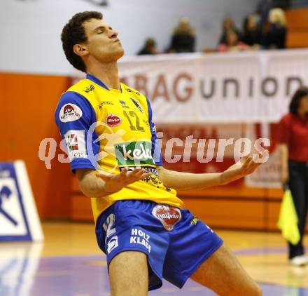 Volleyball. MEVZA. SK Aich/Dob gegen Hotvolleys Wien. Milan Bencz (Aich). Prevalje, 7.11.2009.
Foto:Kuess

---
pressefotos, pressefotografie, kuess, qs, qspictures, sport, bild, bilder, bilddatenbank