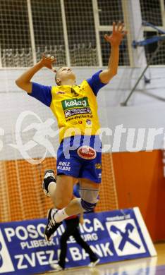 Volleyball. MEVZA. SK Aich/Dob gegen Hotvolleys Wien. Aleksey Sanko (Aich). Prevalje, 7.11.2009.
Foto:Kuess

---
pressefotos, pressefotografie, kuess, qs, qspictures, sport, bild, bilder, bilddatenbank