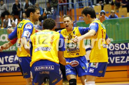 Volleyball. MEVZA. SK Aich/Dob gegen Hotvolleys Wien. Jubel (Aich). Prevalje, 7.11.2009.
Foto:Kuess

---
pressefotos, pressefotografie, kuess, qs, qspictures, sport, bild, bilder, bilddatenbank