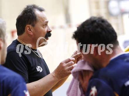 Handball Bundesliga. SC Ferlach gegen HSG Baernbach/Koeflach. Trainer Mariusz Kaczmarek (Ferlach). Ferlach, 7.11.2009.
Foto: Kuess
---
pressefotos, pressefotografie, kuess, qs, qspictures, sport, bild, bilder, bilddatenbank