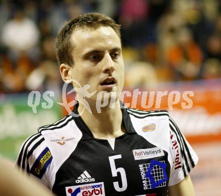 Volleyball. MEVZA. SK Aich/Dob gegen Hotvolleys Wien. Tomas Kmet (Hotvolleys). Prevalje, 7.11.2009.
Foto:Kuess

---
pressefotos, pressefotografie, kuess, qs, qspictures, sport, bild, bilder, bilddatenbank