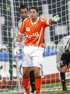 Fussball. Tipp3-Bundesliga. SK Austria Kelag Kaernten gegen Rapid Wien.  Heinz Weber (Austria Kaernten). Klagenfurt, 28.10.2009.
Foto: Kuess  

---
pressefotos, pressefotografie, kuess, qs, qspictures, sport, bild, bilder, bilddatenbank