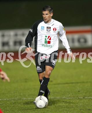 Fussball. Regionalliga. WAC/St. Andrae gegen Union St. Florian. Markus Kreuz (WAC). Wolfsberg, 7.11.2009.
Foto: Kuess
---
pressefotos, pressefotografie, kuess, qs, qspictures, sport, bild, bilder, bilddatenbank
