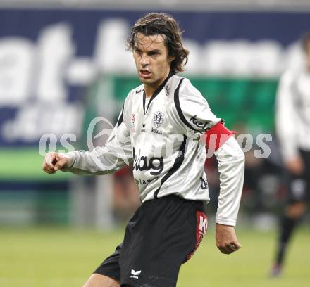 Fussball. Tipp3-Bundesliga. SK Austria Kelag Kaernten gegen Rapid Wien.  Jocelyn Blanchard (Austria Kaernten). Klagenfurt, 28.10.2009.
Foto: Kuess  

---
pressefotos, pressefotografie, kuess, qs, qspictures, sport, bild, bilder, bilddatenbank