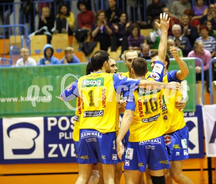 Volleyball. MEVZA. SK Aich/Dob gegen Hotvolleys Wien. Jubel (Aich). Prevalje, 7.11.2009.
Foto:Kuess

---
pressefotos, pressefotografie, kuess, qs, qspictures, sport, bild, bilder, bilddatenbank