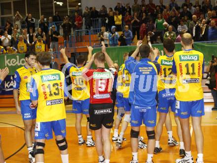 Volleyball. MEVZA. SK Aich/Dob gegen Hotvolleys Wien. Jubel (Aich). Prevalje, 7.11.2009.
Foto:Kuess

---
pressefotos, pressefotografie, kuess, qs, qspictures, sport, bild, bilder, bilddatenbank