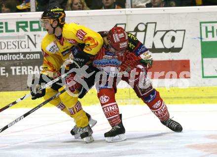 EBEL. Eishockey Bundesliga. KAC gegen EV Vienna Capitals.  Stefan Geier, (KAC),  Christoph Draschkowitz (Vienna). Klagenfurt, am 13.11.2009.
Foto: Kuess 

---
pressefotos, pressefotografie, kuess, qs, qspictures, sport, bild, bilder, bilddatenbank