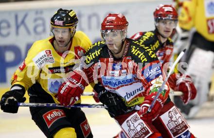 EBEL. Eishockey Bundesliga. KAC gegen EV Vienna Capitals.  Shawn Bates, (KAC), Dan Bjornlie (Vienna). Klagenfurt, am 13.11.2009.
Foto: Kuess 

---
pressefotos, pressefotografie, kuess, qs, qspictures, sport, bild, bilder, bilddatenbank