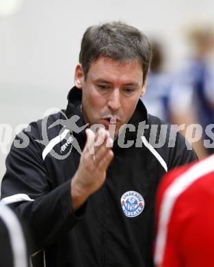 Volleyball MEVZA.  ATSC Wildcats gegen SVS Post . Trainer Helmut VOGGENBERGER (Wildcats). Klagenfurt, 14.11.2009.
Foto: Kuess

---
pressefotos, pressefotografie, kuess, qs, qspictures, sport, bild, bilder, bilddatenbank