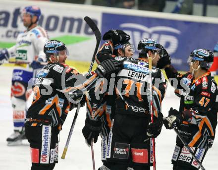 EBEL. Eishockey Bundesliga. EC Pasut VSV gegen EHC LIWEST Linz.  Jubel (Linz). Villach, am 15.11.2009.
Foto: Kuess 


---
pressefotos, pressefotografie, kuess, qs, qspictures, sport, bild, bilder, bilddatenbank