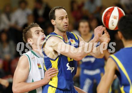 Basketball Bundesliga. Woerthersee Piraten gegen UBSC Graz.
Rasid Mahalbasic (Piraten), FORRESTAL Jason (Graz). Klagenfurt, 15.11.2009
Foto: Kuess

---
pressefotos, pressefotografie, kuess, qs, qspictures, sport, bild, bilder, bilddatenbank