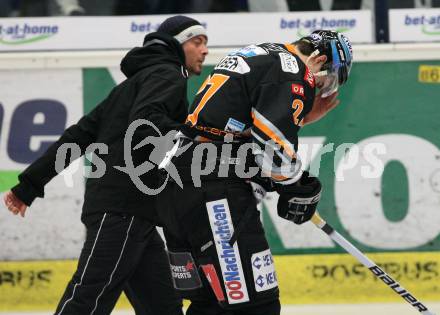 EBEL. Eishockey Bundesliga. EC Pasut VSV gegen EHC LIWEST Linz.  GRUBER Gerd (Linz). Villach, am 15.11.2009.
Foto: Kuess 


---
pressefotos, pressefotografie, kuess, qs, qspictures, sport, bild, bilder, bilddatenbank