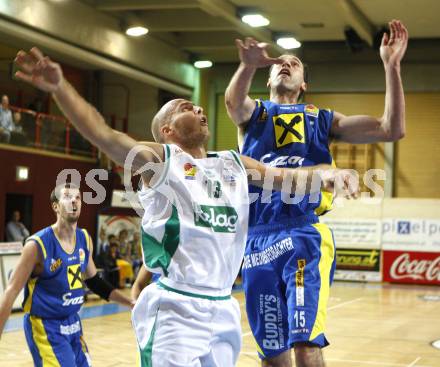 Basketball Bundesliga. Woerthersee Piraten gegen UBSC Graz.
Davor Sattler (Piraten), Jason Forrestal (Graz). Klagenfurt, 15.11.2009
Foto: Kuess

---
pressefotos, pressefotografie, kuess, qs, qspictures, sport, bild, bilder, bilddatenbank