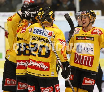 EBEL. Eishockey Bundesliga. KAC gegen EV Vienna Capitals. Torjubel Vienna Capitals. Klagenfurt, am 13.11.2009.
Foto: Nadja Kuess 
---
pressefotos, pressefotografie, kuess, qs, qspictures, sport, bild, bilder, bilddatenbank