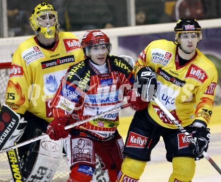EBEL. Eishockey Bundesliga. KAC gegen EV Vienna Capitals. Dieter Kalt (KAC), Frederic Cassivi, Ales Kranjc (Vienna). Klagenfurt, am 13.11.2009.
Foto: Nadja Kuess 

---
pressefotos, pressefotografie, kuess, qs, qspictures, sport, bild, bilder, bilddatenbank