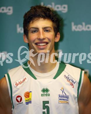 Basketball. Woerthersee Piraten. Sebastian Schaal. Klagenfurt, 15.11.2009.
Foto: Kuess
---
pressefotos, pressefotografie, kuess, qs, qspictures, sport, bild, bilder, bilddatenbank