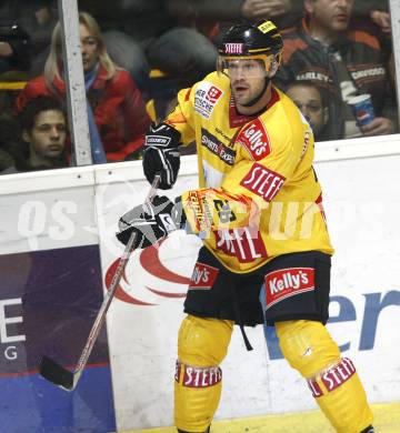 EBEL. Eishockey Bundesliga. KAC gegen EV Vienna Capitals.  Dan Bjornlie (Vienna). Klagenfurt, am 13.11.2009.
Foto: Kuess 

---
pressefotos, pressefotografie, kuess, qs, qspictures, sport, bild, bilder, bilddatenbank