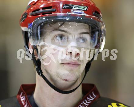 EBEL. Eishockey Bundesliga. KAC gegen EV Vienna Capitals. Paul Schellander (KAC). Klagenfurt, am 13.11.2009.
Foto: Kuess 

---
pressefotos, pressefotografie, kuess, qs, qspictures, sport, bild, bilder, bilddatenbank