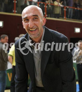 Basketball Bundesliga. Woerthersee Piraten gegen UBSC Graz.
Trainer Nenad Videka (Piraten). Klagenfurt, 15.11.2009
Foto: Kuess

---
pressefotos, pressefotografie, kuess, qs, qspictures, sport, bild, bilder, bilddatenbank