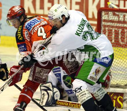 EBEL. Eishockey Bundesliga. KAC gegen HDD TILIA Olimpija Ljubljana.  PIRMANN Markus (KAC),  KUZNIK Greg (Ljubljana). Klagenfurt, am 20.11.2009.
Foto: Kuess 

---
pressefotos, pressefotografie, kuess, qs, qspictures, sport, bild, bilder, bilddatenbank