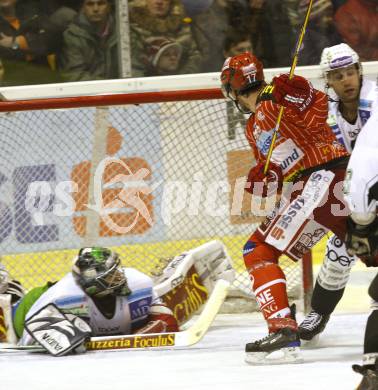 EBEL. Eishockey Bundesliga. KAC gegen HDD TILIA Olimpija Ljubljana.  HAGER Gregor (KAC),  SILA Ales (Ljubljana). Klagenfurt, am 20.11.2009.
Foto: Kuess 

---
pressefotos, pressefotografie, kuess, qs, qspictures, sport, bild, bilder, bilddatenbank