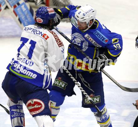 EBEL. Eishockey Bundesliga. EC Pasut VSV gegen KHL Medvescak Zagreb. Kiel McLeod, (VSV), Mike Prpich (Zagreb). Villach, am 22.11.2009.
Foto: Kuess 


---
pressefotos, pressefotografie, kuess, qs, qspictures, sport, bild, bilder, bilddatenbank