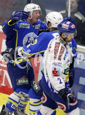EBEL. Eishockey Bundesliga. EC Pasut VSV gegen KHL Medvescak Zagreb. Torjubel Zagreb. Villach, am 22.11.2009.
Foto: Kuess 


---
pressefotos, pressefotografie, kuess, qs, qspictures, sport, bild, bilder, bilddatenbank