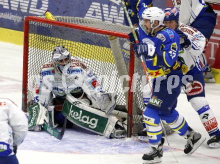 EBEL. Eishockey Bundesliga. EC Pasut VSV gegen KHL Medvescak Zagreb. Gert Prohaska, (VSV),  Torjubel Conrad Martin (Zagreb). Villach, am 22.11.2009.
Foto: Kuess 


---
pressefotos, pressefotografie, kuess, qs, qspictures, sport, bild, bilder, bilddatenbank