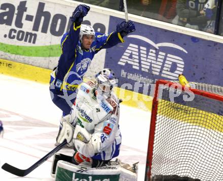 EBEL. Eishockey Bundesliga. EC Pasut VSV gegen KHL Medvescak Zagreb. Gert Prohaska, (VSV),  Torjubel Thomas Guidarelli (Zagreb). Villach, am 22.11.2009.
Foto: Kuess 


---
pressefotos, pressefotografie, kuess, qs, qspictures, sport, bild, bilder, bilddatenbank