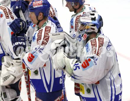 EBEL. Eishockey Bundesliga. EC Pasut VSV gegen KHL Medvescak Zagreb. Mike Stewart, Gert Prohaska (VSV). Villach, am 22.11.2009.
Foto: Kuess 


---
pressefotos, pressefotografie, kuess, qs, qspictures, sport, bild, bilder, bilddatenbank