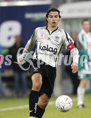 Fussball. Tipp3-Bundesliga. SK Austria Kelag Kaernten gegen Rapid Wien.  Jocelyn Blanchard (Austria Kaernten). Klagenfurt, 28.10.2009.
Foto: Kuess  

---
pressefotos, pressefotografie, kuess, qs, qspictures, sport, bild, bilder, bilddatenbank