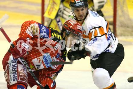 EBEL. Eishockey Bundesliga. KAC Graz 99ers.  Raphael Herburger,(KAC),   Harry Lange (Graz). Klagenfurt, am 26.11.2009.
Foto: Kuess 

---
pressefotos, pressefotografie, kuess, qs, qspictures, sport, bild, bilder, bilddatenbank