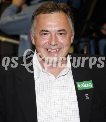 Fussball Bundesliga. SK Austria Kaernten. Pressekonferenz, Praesentation des neuen Trainers Joze Prelogar. Klagenfurt, 26.11.2009.
Foto: Kuess
---
pressefotos, pressefotografie, kuess, qs, qspictures, sport, bild, bilder, bilddatenbank