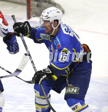 EBEL. Eishockey Bundesliga. EC Pasut VSV gegen KHL Medvescak Zagreb. Mike Prpich (Zagreb). Villach, am 22.11.2009.
Foto: Kuess 


---
pressefotos, pressefotografie, kuess, qs, qspictures, sport, bild, bilder, bilddatenbank