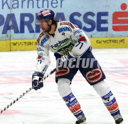 EBEL. Eishockey Bundesliga. EC Pasut VSV gegen Alba Volan SAPA Fehervar AV19. MCLEOD Kiel (VSV). Villach, am 27.11.2009.
Foto: Kuess 


---
pressefotos, pressefotografie, kuess, qs, qspictures, sport, bild, bilder, bilddatenbank