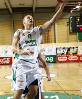 ABL. Basketball Bundesliga. Woerthersee Piraten gegen Dukes Klosterneuburg. Davor Sattler (Piraten). Klagenfurt, am 28.11.2009.
Foto: Kuess
---
pressefotos, pressefotografie, kuess, qs, qspictures, sport, bild, bilder, bilddatenbank